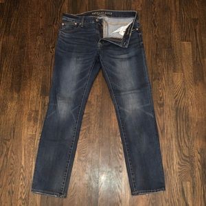 American Eagle Slim Straight Jeans